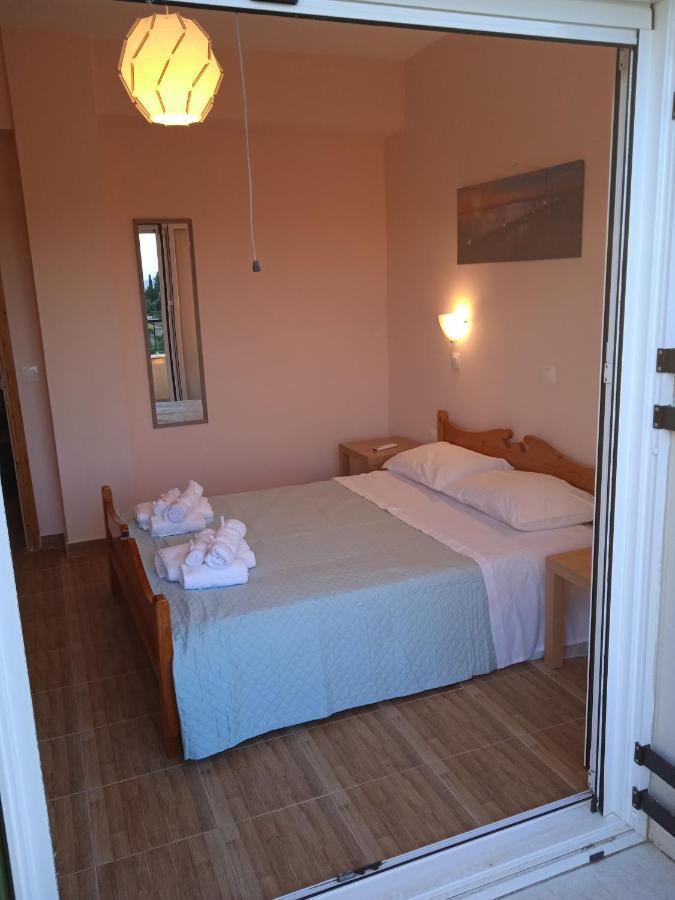 Ligeris House 1 In Agioi Deka Agioi Deka (Corfu) Exterior foto